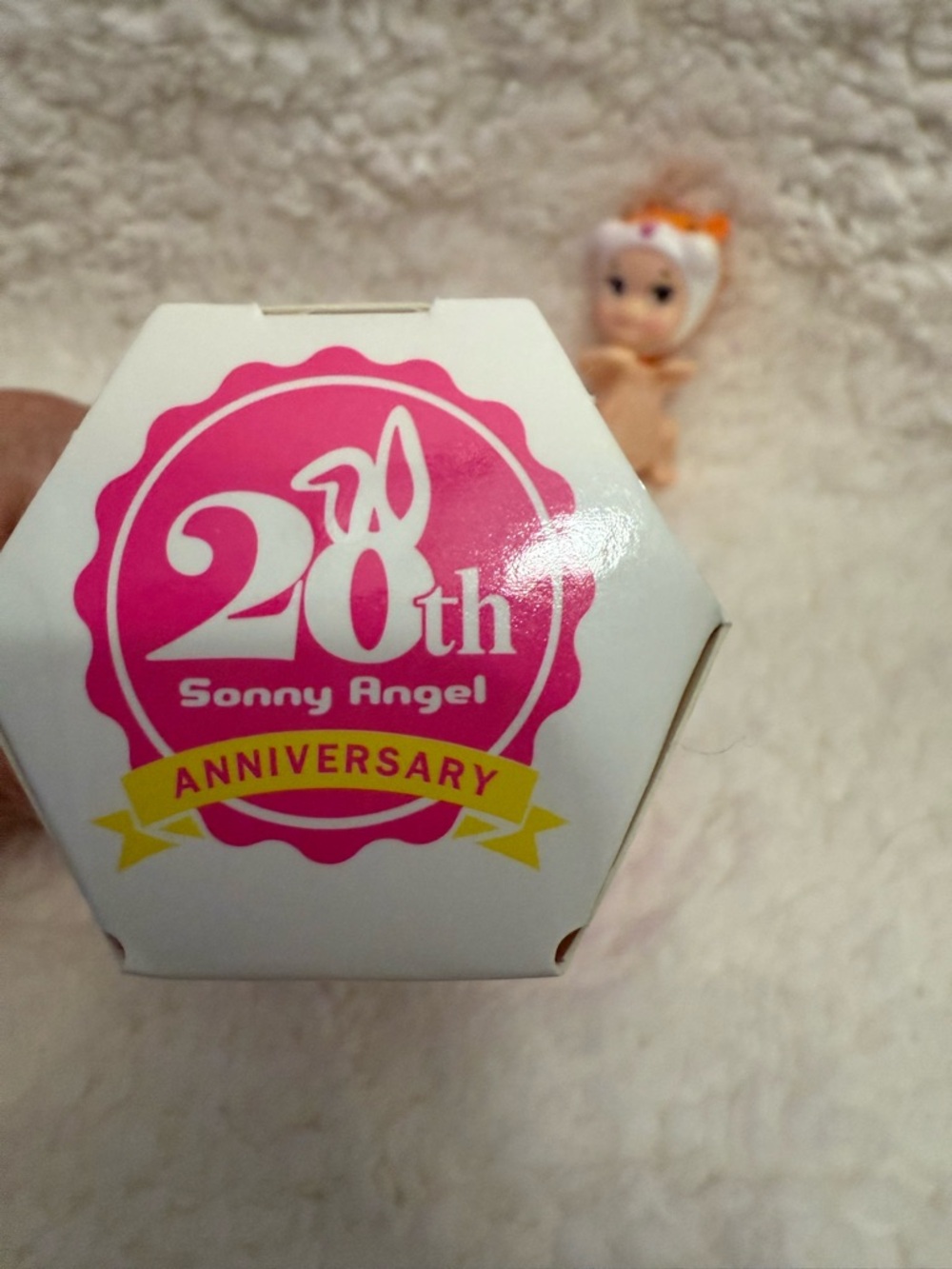 Sonny Angel Hippers Looking Back Series  Mini Figure attachable Hipper - Picture 2 of 4